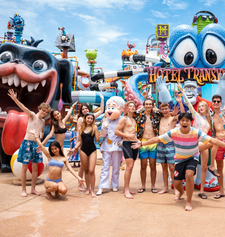 Meet & Greet with Movie Characters