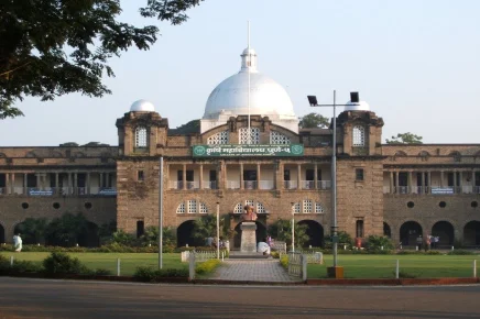 Trails of Pune Full Day Guided Sightseeing City Tour  