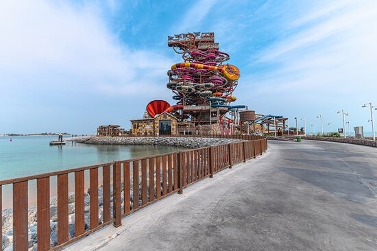 Meryal Waterpark (Qetaifan Island)